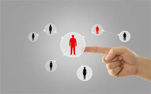 含义深层的男孩子